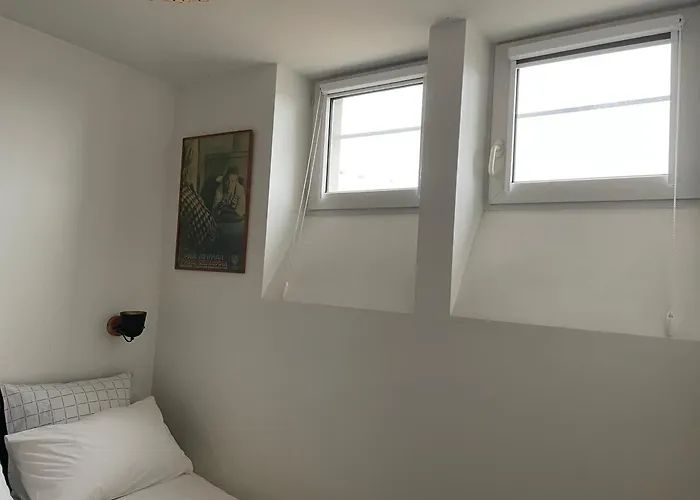 Apartment Deux Pieces Lumineux Calme, Vue Sur Le Ciel ! Paris